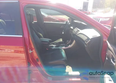 2016 Honda Accord Sport z USA, uszkodzony, nr VIN 1HGCR2F51GA033130